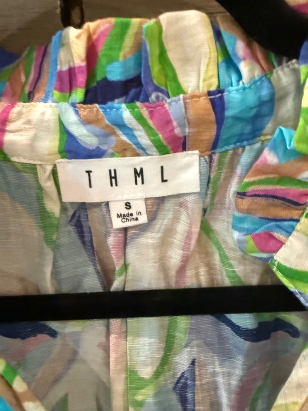 THML Multicolor Abstract Print Blouse - Picture 3 of 4